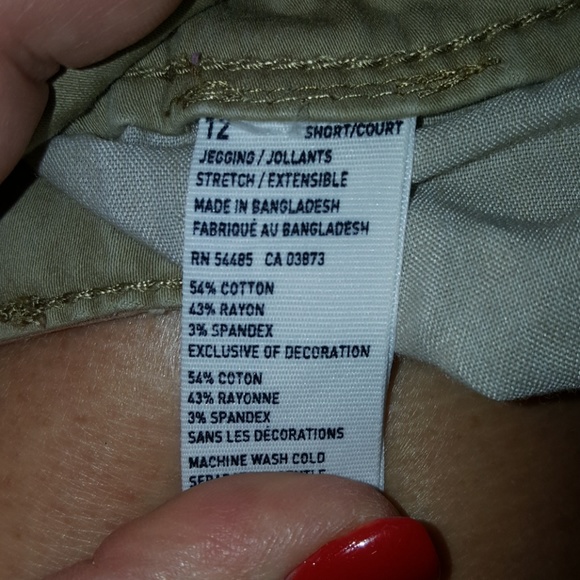 American Eagle Khaki Jeggings - Picture 3 of 4